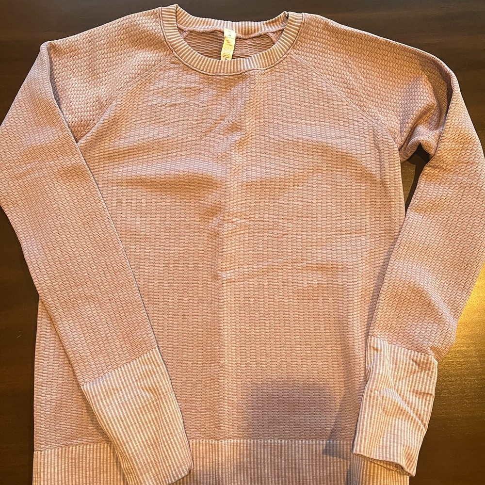Lululemon sweater/sweatshirt, light purple, women’s size 12.